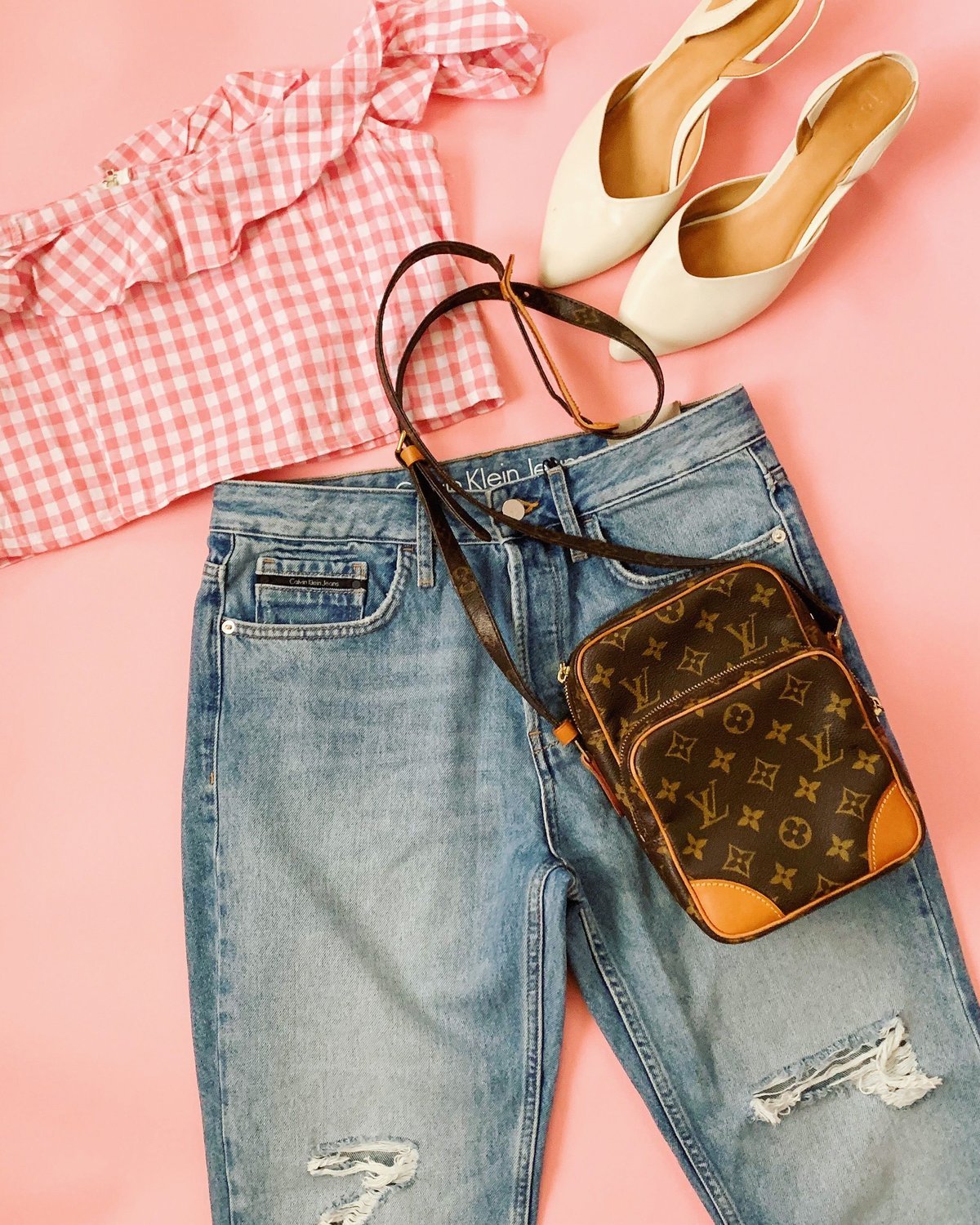 Curated fashion outfit