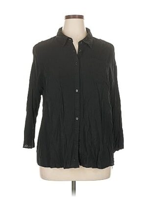 Wet Seal 3/4 Sleeve Button-Down Shirt