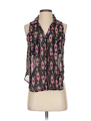 Wet Seal Sleeveless Blouse