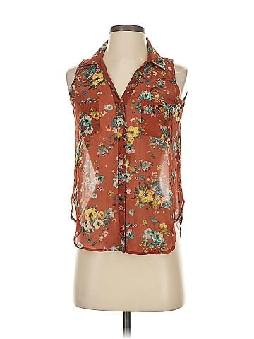 Wet Seal Sleeveless Blouse
