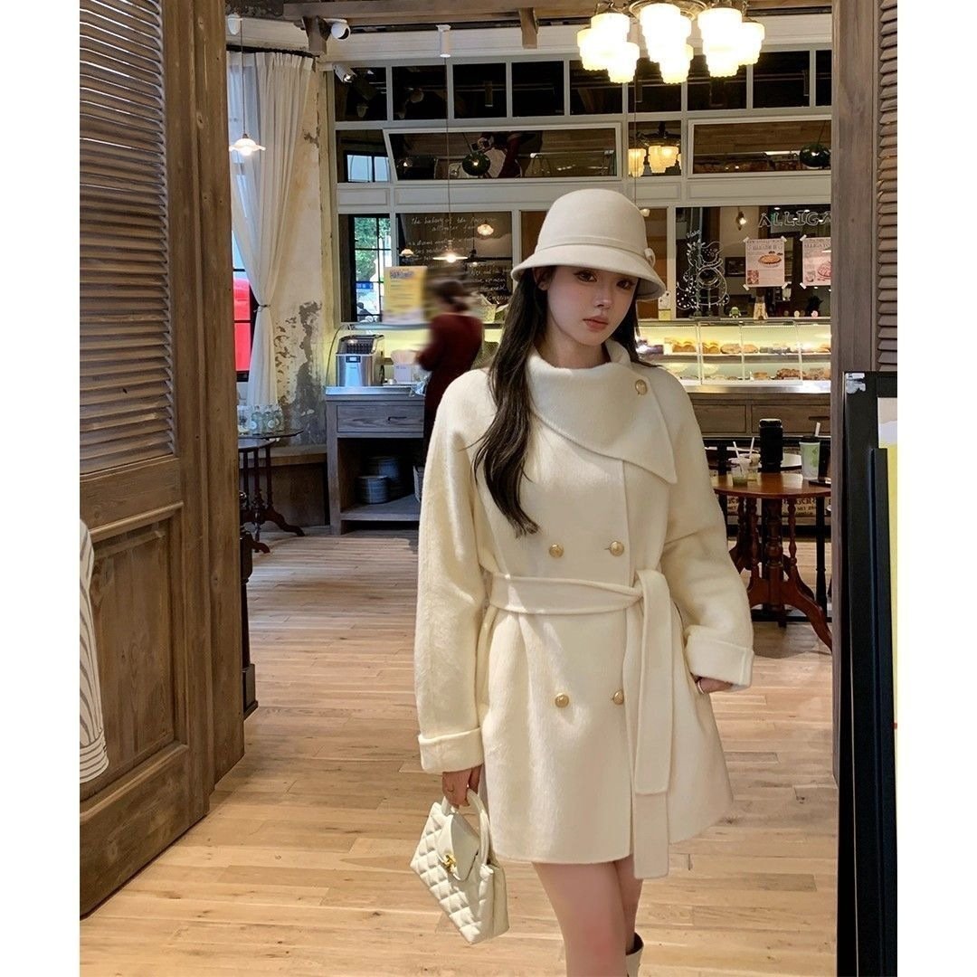 Women's Short Wool Coat With A Turtleneck - The Wet Seal - Image 2